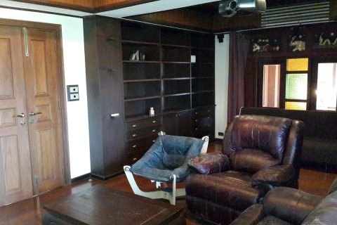 Eigentumswohnung auf Jomtien Beach, Pattaya, Thailand, 3 Schlafzimmer № 24299 - Foto 7