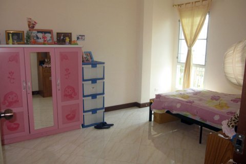 Haus in Pattaya, Thailand 3 Schlafzimmer № 23037 - Foto 9