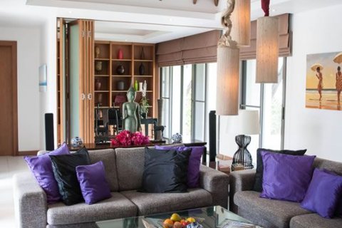 Haus in Pattaya, Thailand 5 Schlafzimmer № 21113 - Foto 4