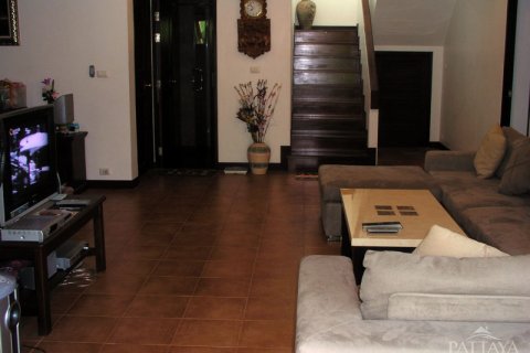 Haus in Pattaya, Thailand 4 Schlafzimmer № 24381 - Foto 27