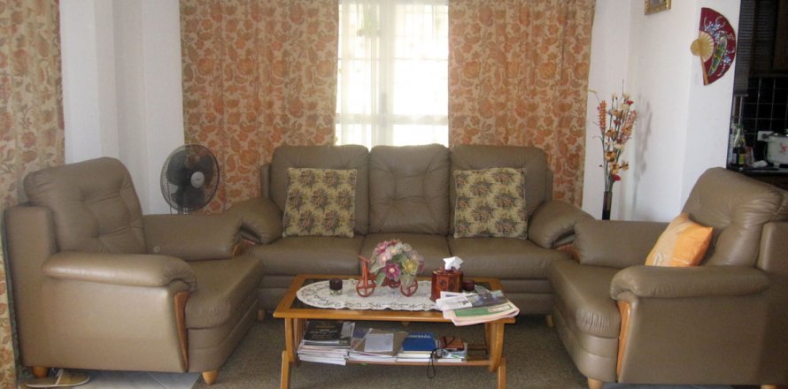 Haus in Pattaya, Thailand 3 Schlafzimmer № 23037