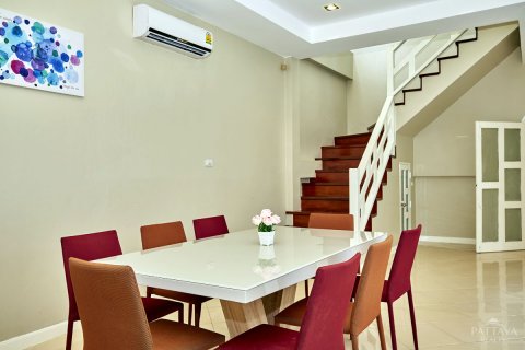 Haus in Pattaya, Thailand 5 Schlafzimmer № 23055 - Foto 12