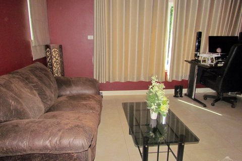 Haus in Pattaya, Thailand 4 Schlafzimmer № 20381 - Foto 18
