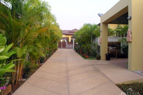 Haus in Pattaya, Thailand 4 Schlafzimmer № 24381 - Foto 13
