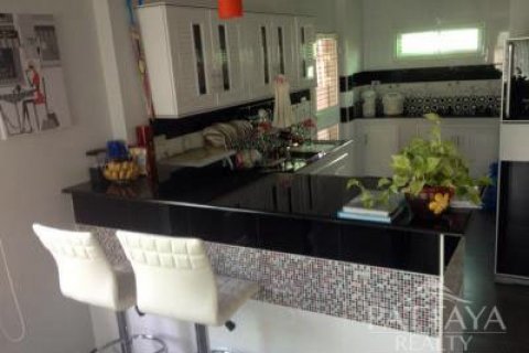 Haus in Pattaya, Thailand 3 Schlafzimmer № 24384 - Foto 12