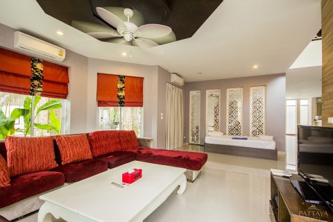 Haus in Pattaya, Thailand 4 Schlafzimmer № 23233 - Foto 2
