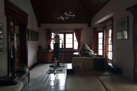 Haus in Bangkok, Thailand 4 Schlafzimmer № 21931 - Foto 4