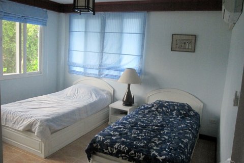 Haus in Pattaya, Thailand 4 Schlafzimmer № 22891 - Foto 30