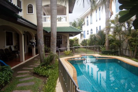 Haus in Pattaya, Thailand 3 Schlafzimmer № 24158 - Foto 7