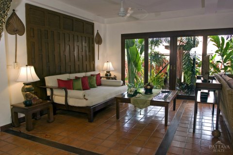 Haus in Pattaya, Thailand 4 Schlafzimmer № 23948 - Foto 3