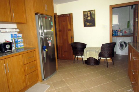Haus in Pattaya, Thailand 3 Schlafzimmer № 24227 - Foto 14