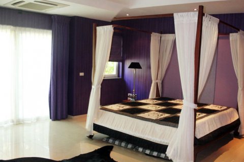 Haus in Pattaya, Thailand 5 Schlafzimmer № 23870 - Foto 4