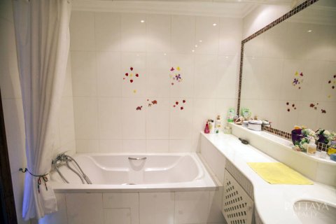 Eigentumswohnung in Pattaya, Thailand, 2 Schlafzimmer № 20246 - Foto 16