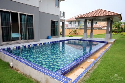 Haus in Pattaya, Thailand 4 Schlafzimmer № 20799 - Foto 4