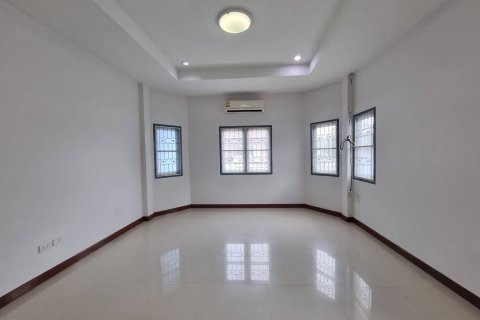 Haus in Pattaya, Thailand 3 Schlafzimmer № 22436 - Foto 12