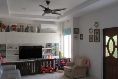 Haus in Pattaya, Thailand 4 Schlafzimmer № 21614