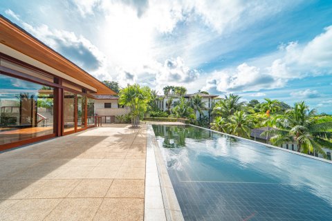Haus in Kamala, Thailand 4 Schlafzimmer № 3812