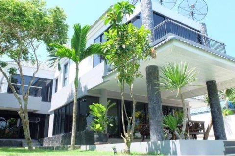 Haus in Pattaya, Thailand 5 Schlafzimmer № 22186 - Foto 2