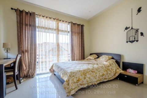 Haus in Pattaya, Thailand 4 Schlafzimmer № 22216 - Foto 11