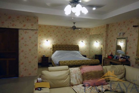 Haus in Pattaya, Thailand 4 Schlafzimmer № 21207 - Foto 14