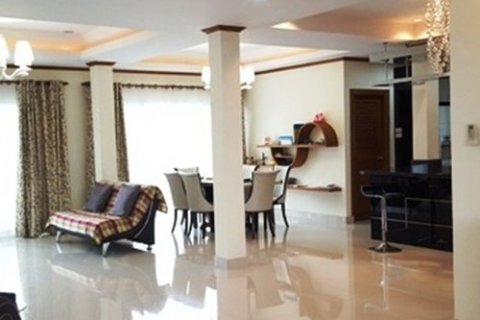 Haus in Pattaya, Thailand 3 Schlafzimmer № 21049 - Foto 7