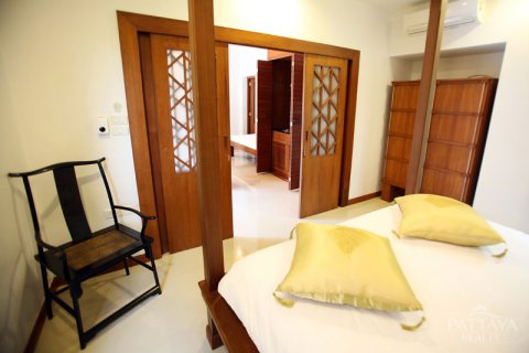 Haus in Pattaya, Thailand 5 Schlafzimmer № 23997 - Foto 17