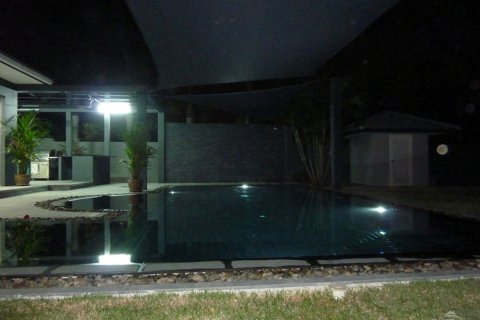 Haus in Pattaya, Thailand 4 Schlafzimmer № 19839 - Foto 4