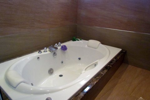 Eigentumswohnung in Pattaya, Thailand, 2 Schlafzimmer  № 20350 - Foto 20
