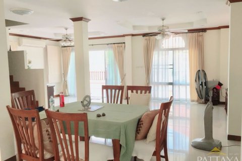 Haus in Pattaya, Thailand 3 Schlafzimmer № 21655 - Foto 4