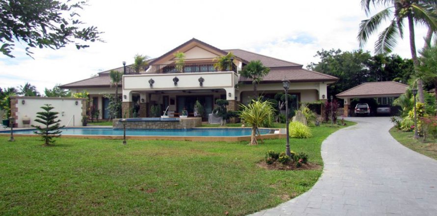 Haus in Pattaya, Thailand 4 Schlafzimmer № 20514
