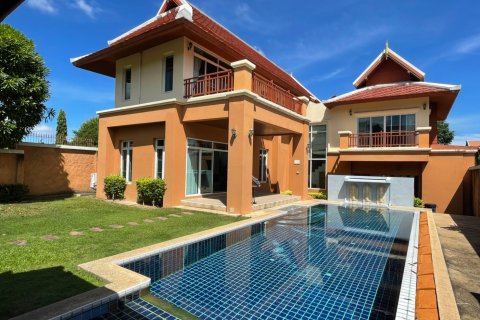 Haus in Pattaya, Thailand 5 Schlafzimmer № 22412 - Foto 11