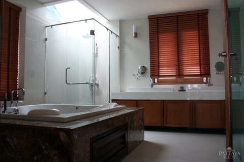 Haus in Pattaya, Thailand 4 Schlafzimmer № 23373 - Foto 8