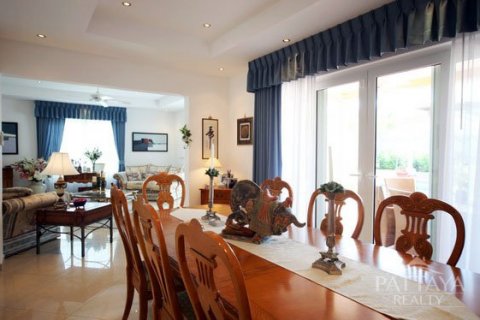 Haus in Pattaya, Thailand 2 Schlafzimmer № 23633