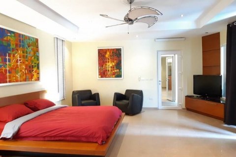 Haus in Pattaya, Thailand 5 Schlafzimmer № 22133 - Foto 4