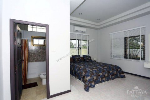 Haus in Pattaya, Thailand 4 Schlafzimmer № 19859 - Foto 12
