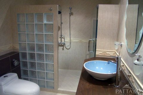 Eigentumswohnung in Pattaya, Thailand, 2 Schlafzimmer № 23825 - Foto 4