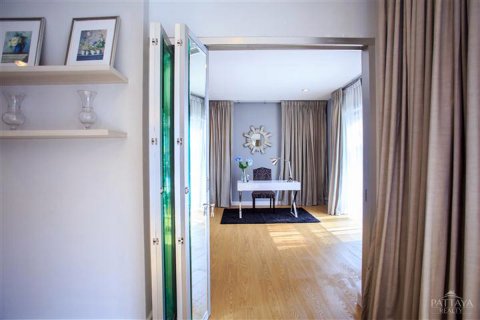 Haus in Pattaya, Thailand 5 Schlafzimmer № 20174 - Foto 4
