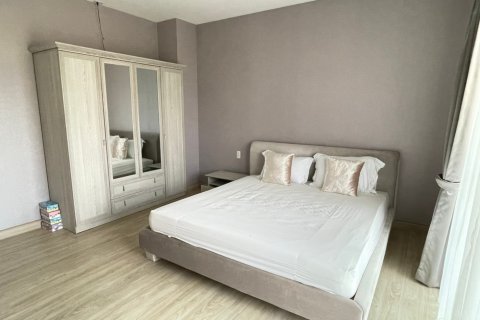 Haus in Pattaya, Thailand 4 Schlafzimmer № 22408