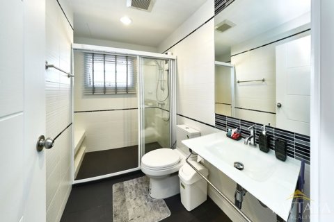 Eigentumswohnung in Pattaya, Thailand, 2 Schlafzimmer № 21411 - Foto 16