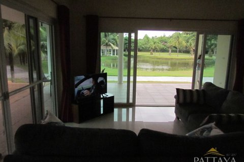 Haus in Pattaya, Thailand 3 Schlafzimmer № 21254 - Foto 15