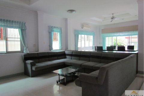 Haus in Pattaya, Thailand 4 Schlafzimmer № 20878 - Foto 21