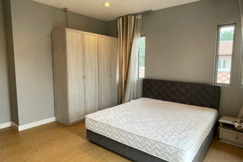 Haus in Pattaya, Thailand 4 Schlafzimmer № 22410