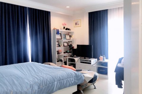 Haus in Pattaya, Thailand 4 Schlafzimmer № 22252 - Foto 21