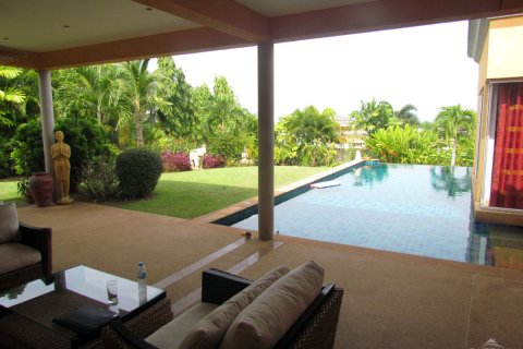 Haus in Pattaya, Thailand 4 Schlafzimmer № 20738 - Foto 13