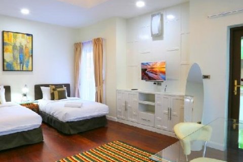 Haus in Pattaya, Thailand 5 Schlafzimmer № 20989 - Foto 19