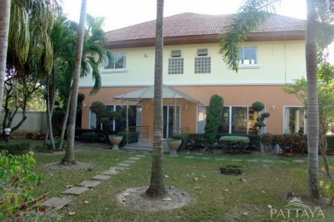 Haus in Pattaya, Thailand 3 Schlafzimmer № 22665 - Foto 2
