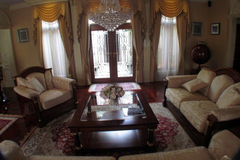 Haus in Pattaya, Thailand 4 Schlafzimmer № 23444 - Foto 5