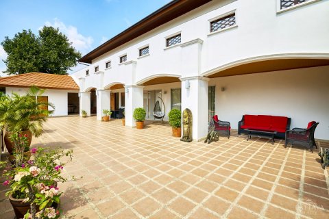 Haus in Rayong, Thailand 4 Schlafzimmer № 19988 - Foto 7