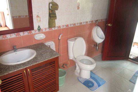 Haus in Pattaya, Thailand 4 Schlafzimmer № 22891 - Foto 12