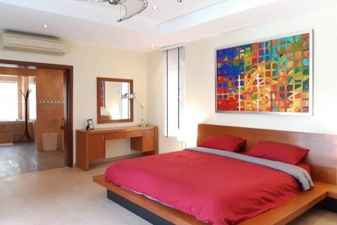 Haus in Pattaya, Thailand 5 Schlafzimmer № 22133